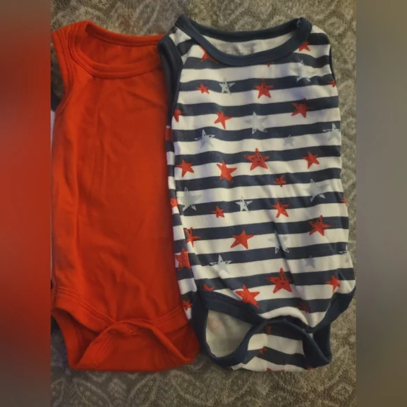 Onesies - Picture 4 of 5